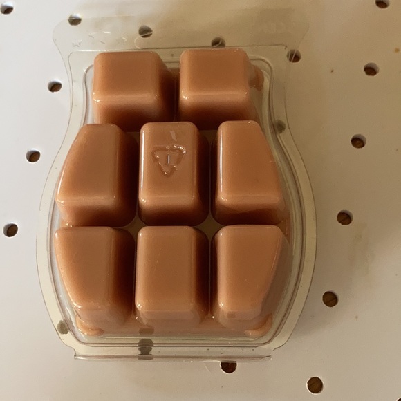 Scentsy saddle up - Picture 3 of 3